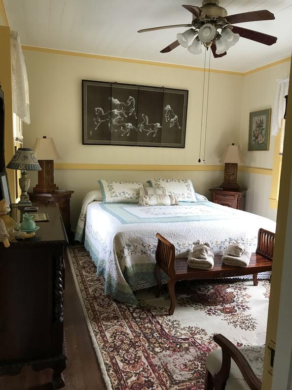 Maureen'S Bed And Breakfast Hilo Exteriör bild